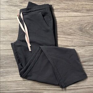 Figs Charcoal Yola Pants with Pink Drawstring